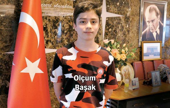 DOKTOR OLMAK İSTERİM Ankara daki özel bir okulda tam burslu okuyan 14 yaşındaki Olçum Başak, tüm soruları