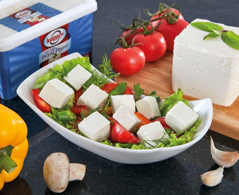 BEYAZ PEYNİR White Cheese Beyaz peynir enerji değeri yüksek ve protein, kalsiyum ve B12 vitamini yönünden zengin bir besindir. İnsan vücudu günde ortalama 45-50 g proteine ihtiyaç duyar.