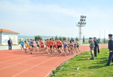 9 branşta antrenör eşliğinde spor