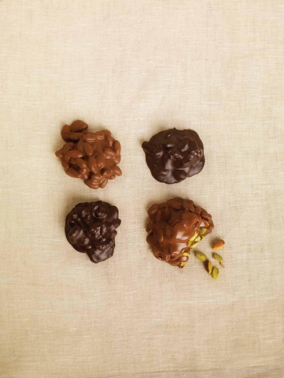 ROCHE Özenle seçilmiş fıstıklar Üzerine dünyanın en kaliteli kakao