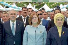 TÜDKİYEB Genel Başkanı Nihat Çelik ve Merkez Birliği Yönetim Kurulu üyesi İhsan Akın ile birlikte çok sayıda davetlinin katıldığı etkinlikte bir konuşma yapan Emine Erdoğan, son yıllarda tohum
