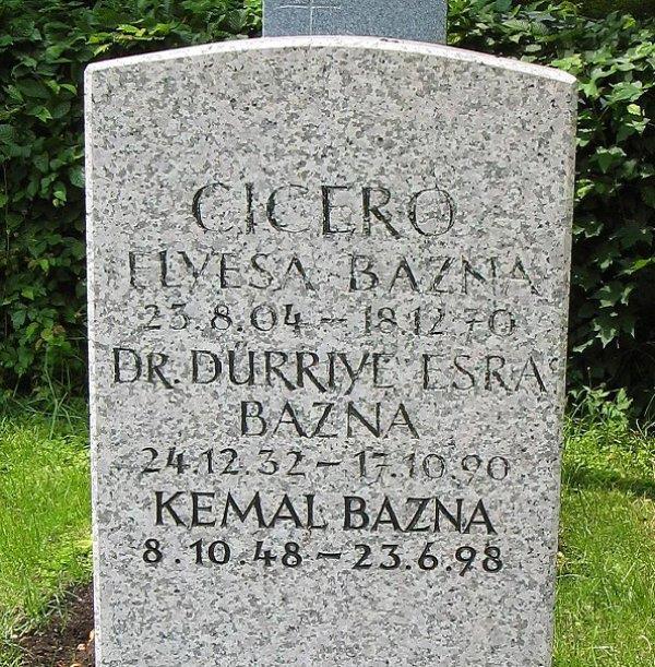 Ömrünün sonuna kadar Münih'te yaşayan Bazna, hayatını "Ben Cicero'yum" isimli kitabında yazmış, hayatı filmlere konu olmuştur.