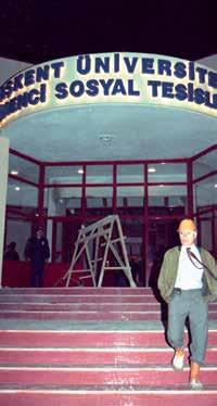 1998-1999 eğitim-öğretim yılında Fen Bilimleri Enstitüsü bünyesinde Endüstri