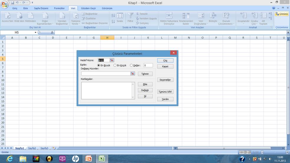 Excel Solver (2) Excel Solver (3) Excel Solver in bileşenleri şunlardır: Girdiler (Inputs): Amaç ve kısıtlayıcıları şekillendirmek için gerekli verilerdir.