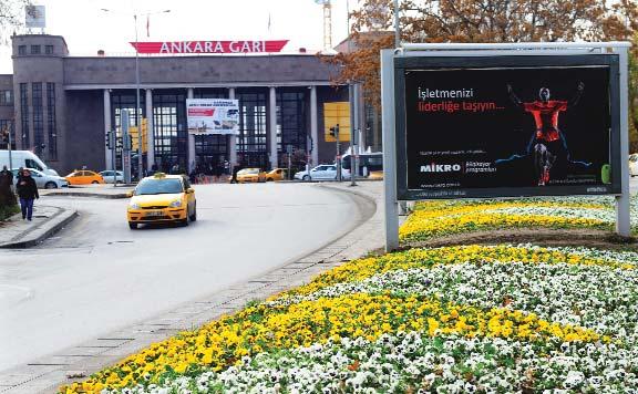 6 Haber Başkan Gökçek: Başkent in kış çiçeği dikimi gerçekleştireceklerini kaydeden Büyükşehir Belediye Başkanı Melih Gökçek, Her mevsimde olduğu gibi kış aylarında da Ankara da mevsim şartlarına