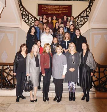 Kadın girişimcilerden Dokuz Eylül öğrencilerine girişimcilik dersi TOBB İzmir İl Kadın Girişimciler Kurulu (KGK) organizasyonunda gerçekleştirilen Dokuz Eylül Üniversitesi İşletme Fakültesi