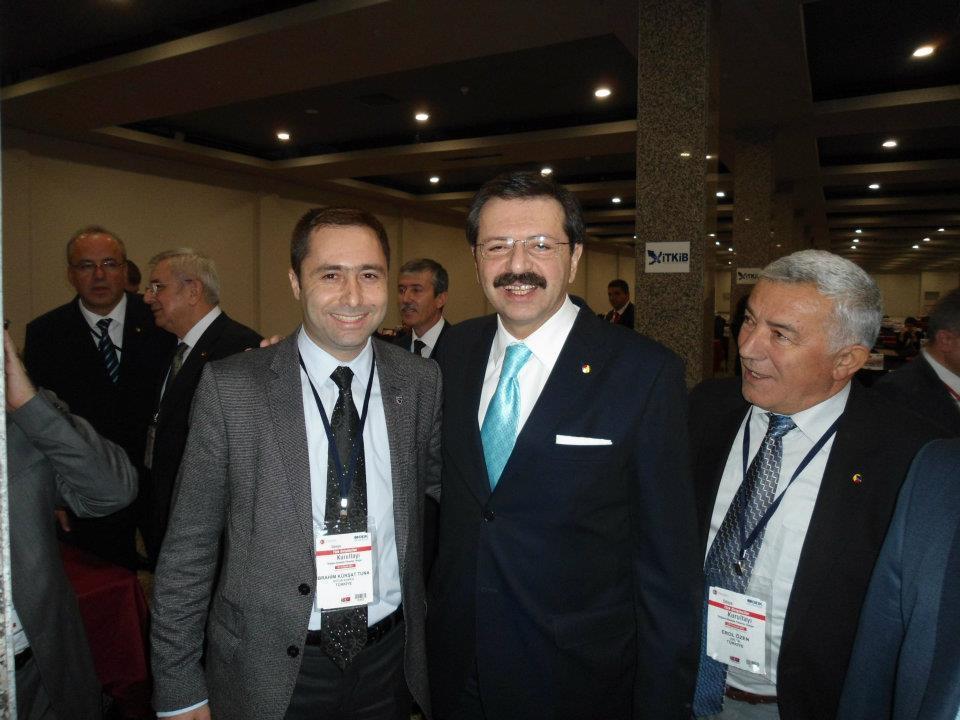 18-19 Kasım 2011 Dünya Türk Girişimciler Kurultayı Dış Ekonomik İlişkiler Kurulu (DEİK) ve Ekonomi Bakanlığı nın işbirliğinde gerçekleştirilen Dünya Türk