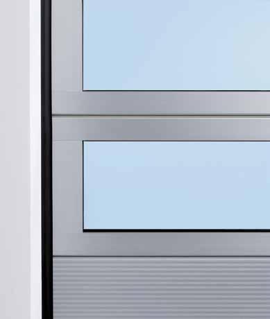 Panel dış yüzey ince çizgili Micrograin, iç yüzey ise Stucco dokuludur. ThermoFrame sayesinde daha yüksek ısı yalıtımı Isıtılan endüstriyel binalarda iyi yalıtımlı kapılara ihtiyaç vardır.