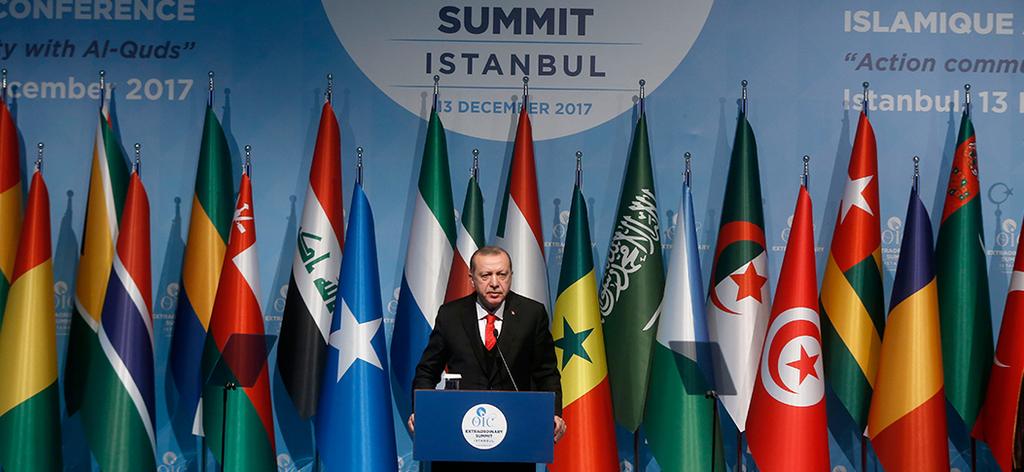 Cumhurbaşkanı Erdoğan, İslam İşbirliği Teşkilatı Zirvesi sonrası ortak basın toplantısında konuştu Aralık 13, 2017-8:03:00 Cumhurbaşkanı Recep Tayyip Erdoğan, İslam İşbirliği Teşkilatı (İİT)