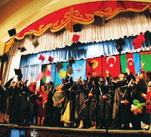 Enstitümüz bünyesindeki Türk Dünyası Celalabad İşletme Fakültesi, Türk Dünyası Celalabad Sosyal Bilimler ve Eğitim Fakültesi ve Kırgız Türk Meslek Yüksekokulu dan dereceye giren öğrencilere ödülleri