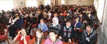 Karapürçek 2, Aktaş ve Özkent Akbilek Gençlik Merkezleri nden yaklaşık 250 öğrenci katıldı.