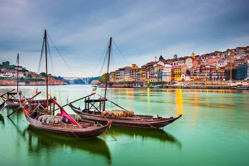 PORTEKİZ Neden Portekiz e Yatırım Portekiz, Avrupa nın en batıdaki ülkesidir. Kıyı bölgelerinde nüfus yoğunluğu daha yüksektir ve ülkenin en önemli şehirleri Lizbon ve Porto'dur.