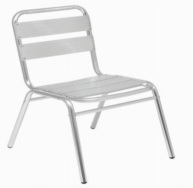 Metal sandalyeler değişik ürün yelpazesine sahiptir.