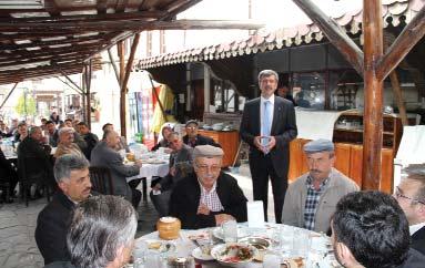 2013 yılı faaliyet raporu, Belediye Başkanı Gültekin Ayantaş tarafından slayt gösterileriyle detaylı bir şekilde açıklanırken, gerçekleştirilen oylamada faaliyet raporu oy birliğiyle kabul edildi.
