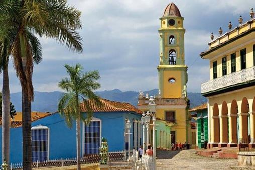 YEDİNCİ GÜN: 3 Mayıs 2018 Perşembe Trinidad Valle de los Ingenios Trinidad (K, -, -) Bir açık hava müzesini andıran Trinidad Şeker Vadisi ne yolculuk