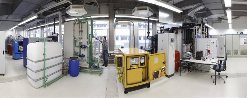 Microgrid Show Case and Test Laboratory, Erlangen / Germany Micro Grid için yerleşik elektriksel ekipmanlar: Senkron Jeneratör (Dizel) Batarya depolama sistemi