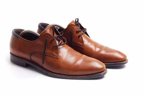 Ayakkabı makinesi iğneleri ile ilgili daha fazla bilgi için bakınız "Ayakkabı makinesi iğneleri ve tığlar" broşürü GEBEDUR iğneleri Ayakkabı makinesi iğneleri Groz-Beckert tarafından geliştirilen ve
