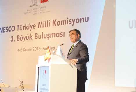 Sektörler ve Komiteler Arası İşbirliği UNESCO Türkiye Millî Komisyonu Üçüncü Büyük Buluşması UNESCO Genel Konferanslarını müteakip iki yılda bir düzenlenen ve Genel Konferanslarda alınan kararların