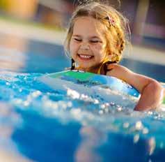 çocuklarınızla yüzme havuzunda eğlenebilir, fitness alanımızda