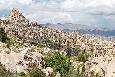 GÜVERCİNLİK VADİSİ / UÇHİSAR KALESİ Uçhisar Kalesi, Kapadokya daki binlerce peribacasından yalnızca biri.