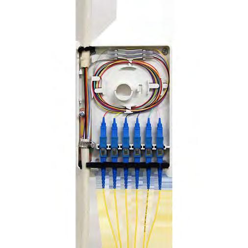 Özel contalama ve IP 54 korumalı, UV-Dirençli 6 port kapasitesi Ana kablo için sıralı ve bindirme bağlantı mümkün Ana kablo ve saplama kablo için kablo sarma manşonu saklama alanı Saplama kablo