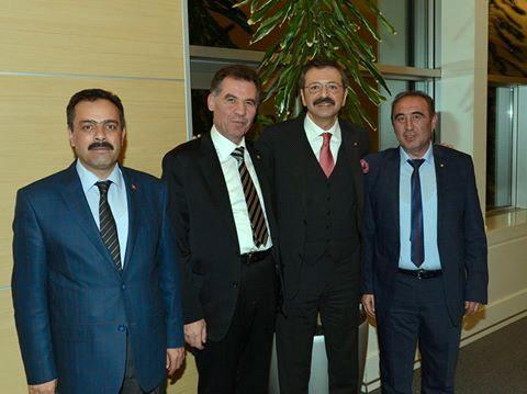 TOBB BAŞKANI M.RİFAT HİSARCIKLIOĞLU'NU ZİYARET ETTİK. Türkiye Odalar ve Borsalar Birliği Başkanı M.Rifat Hisarcıklıoğlu'nu 20.12.2016 tarihinde Birlik Merkezinde ziyaret ettik.