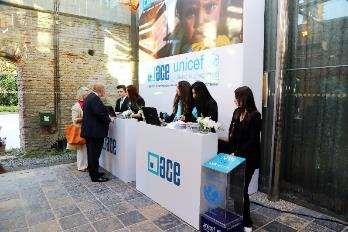 Kurumsal Bağışlar: ACE LOJİSTİK: ACE Lojistik ile UNICEF in Türkiye deki programları yararına iş birliği sözleşmesi imzalandı. ACE 2017 yılı içinde, 20.