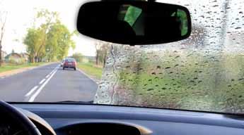Otomobilinizin cam ve aynalarının kolay temizlenmesine ve geç kirlenmesine olanak