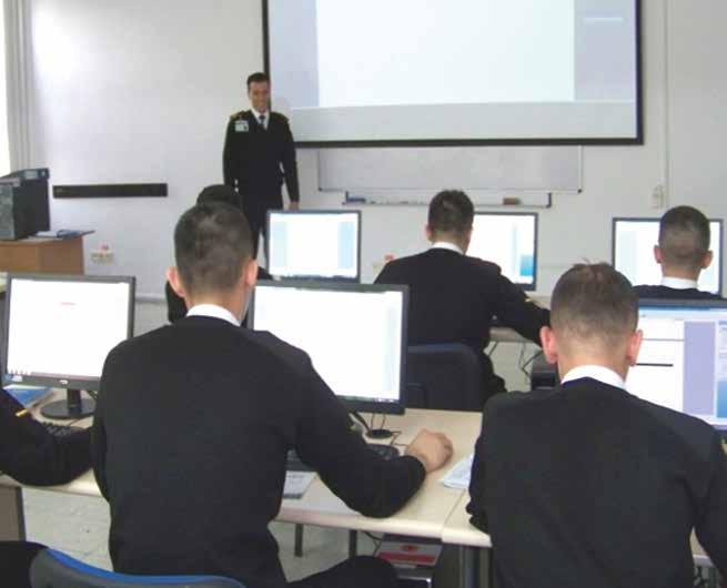 Deniz Astsubay MYO Eğitim Akademik Öğretim Deniz Astsubay MYO eğitim-öğretim sisteminin öncelikli hedefi Deniz Kuvvetleri Komutanlığı bağlısı yüzer ve kara birliklerine göreve hazır astsubay