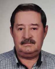 Reşit Şahin 1947 yılında Adıyaman-Besni de doğdu. 1977 yılında Ankara Devlet Mühendislik Mimarlık Akademisi İnşaat Mühendisliği Bölümünden mezun oldu. 1981 yılında askerlik hizmetini tamamladı.