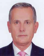 Halen özel bir yapı denetim firmasında yapı denetçisi olarak mesleğini sürdürmektedir. Evlidir. Alev Güngör Tuna 1955 yılında Eskişehir de doğdu. 1977 yılında Eskişehir oldu.