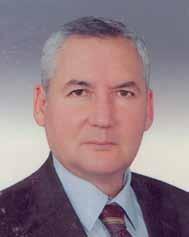Süha Köylü 1953 yılında Sarıoğlan da doğdu. 1977 yılında İstanbul Teknik Üniversitesi İnşaat Mühendisliği Bölümünden mezun oldu. 1979-1980 yılları arasında askerlik hizmetini tamamladı.