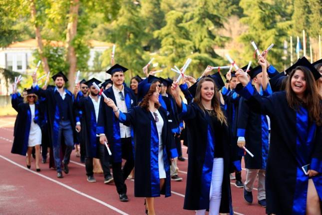 düzenlemelerle Marmara Üniversitesi İktisadi ve İdari Bilimler Fakültesi adını almıştır.