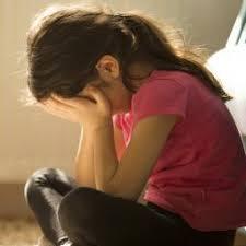 Çocuk Seansı 4 Zor Duygularla Başa Çıkma Becerilerini Geliştirme Hedefler: 1. Zor duyguları tetikleyen durumları tanımlamasına yardımcı olmak 2. Vücut sinyallerini tanımasına yardımcı olmak 3.