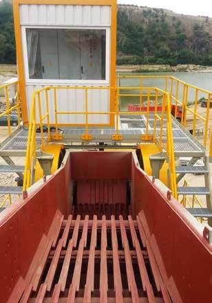 It is for pre-screening before crushing and for eliminating the smaller dirty, muddy or clayey products. It combines high efficiency, low maintenance and economic operation cost.