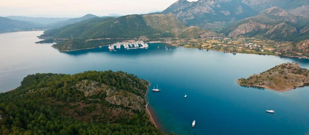 MARTI MARİNA TALİ YAT LİMANI (MARTI MARINA & YACHT CLUB) Akdeniz ve Ege'nin birleştiği, Ege nin en güzel koylarından Hisarönü nde, çam ağaçlarıyla çevrili muhteşem bir doğa içinde yer alan Martı