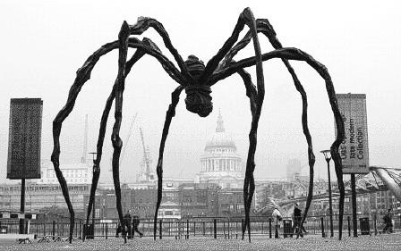 Tekst 3 Liverpool'da Dev Örümcek... Korku filmi değil, gerçek... Dev örümceği kentin ortasında gören İngilizler gözlerine inanamadı. Dev örümcek Liverpool sokaklarında.