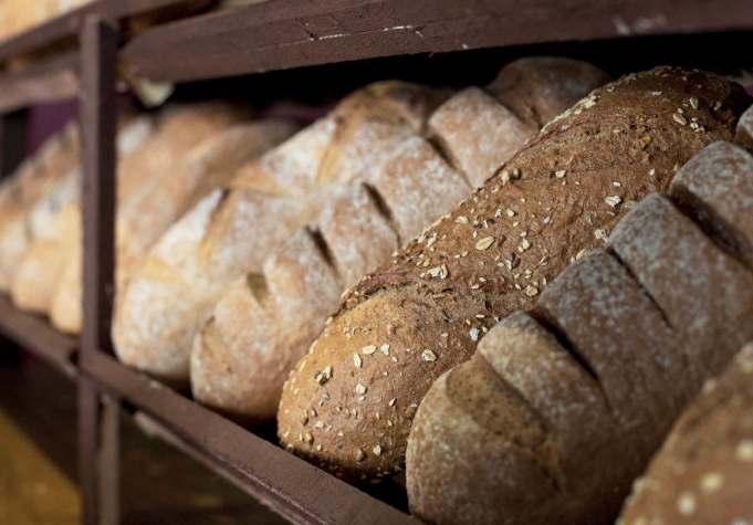 Büyük ekmekler Bagetler Ciabattalar Ekmeğin hikayesi belki insanlık tarihi kadar eski.