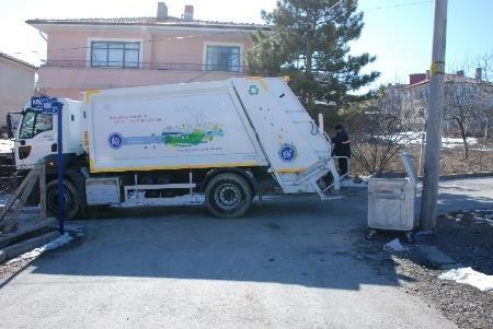 12- Çöp ve atık toplama işinin genişletilerek belediyemiz sınırları içerisinde bulunan bütün mahallelere yaygınlaştırılması