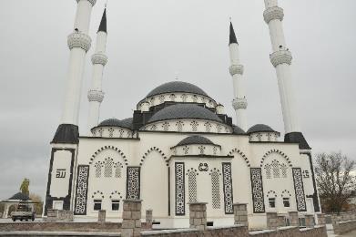 2- Seyyid Burhaneddin Camii İnşaatı İlçemiz Beyazıt Mahallesinde yapımına devam edilen Seyyid Burhaneddin Cami inşaatı; Belediyemiz