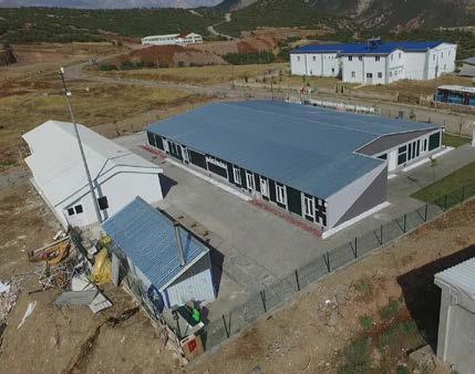 Kampüs Güvenliği Kampüste 7/24 güvenlik görevlisi, kapalı ve açık devre kamera sistemi, yangın önleme ve söndürme ekipmanları Acil Çıkış Kapısı