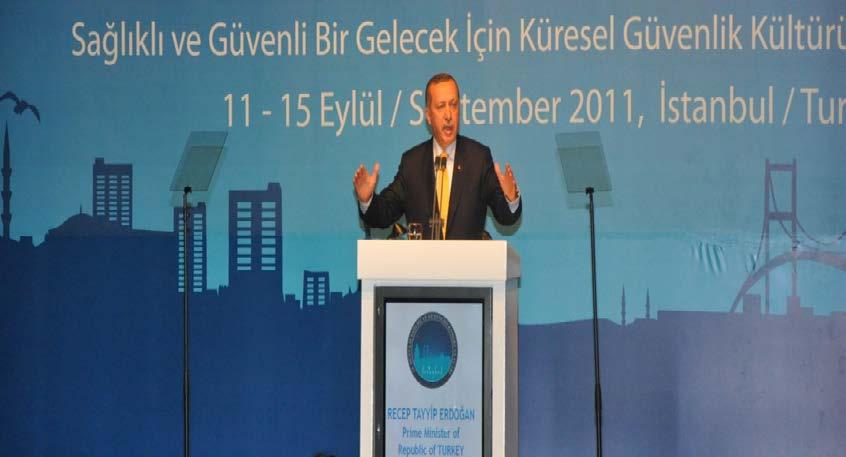 Şirketler İSG Yönetim Sistemi kurmada resmî bir İSG sertifikasını, ilave avantaj olarak görmektedirler. Türkiye de son on yılda Devlet Millet El Ele İSG Hareketi başarılmıştır. Resim 14.3.