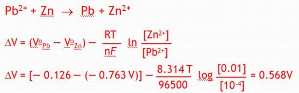 soru #7 10-2 M Konsantrasyona sahip ve bir tarafında saf çinko elektrot ile temas halinde Zn 2+ iyonları çözeltisi olan bir elektrokimyasal hücre oluşturulmuştur.