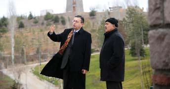 Başkan Tiryaki nin ziyaret ettiği mekanlar arasında Ankaralıların merakla beklediği Köy Park da yer aldı.