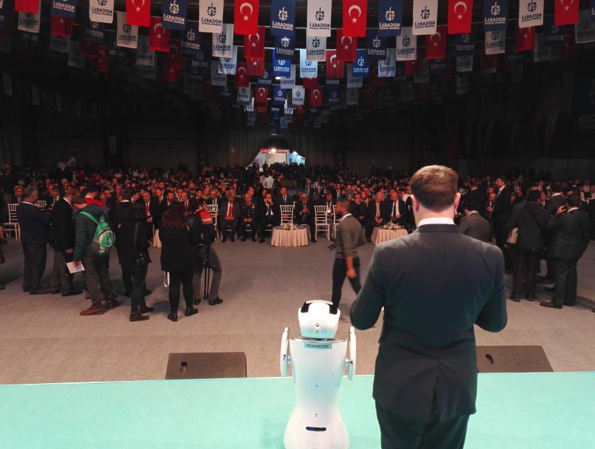 Faydalı Fonksiyonlar Özel Robot Özel Robot: Sanbot son derece