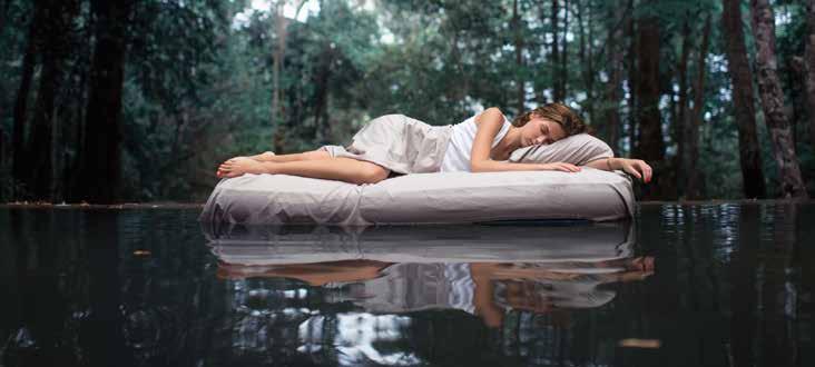 İyi Uykular Yatağınıza çift yastık koymak, uyku için uygun pozisyonu daha rahat bulmanızı sağlar.