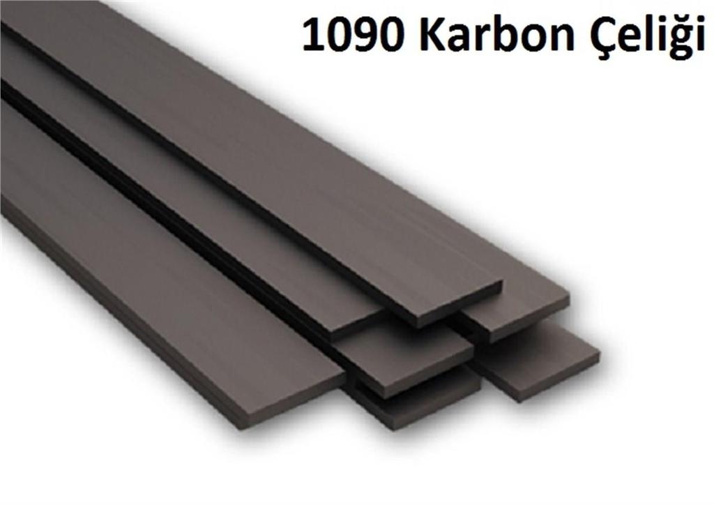 1. KARBON ÇELİK Siyah Çubuk olarak da bilinen bu tür bir inşaat demiri türü en yaygın olanıdır. Karbon çeliği demiri avantajı çok yönlülüğüdür.