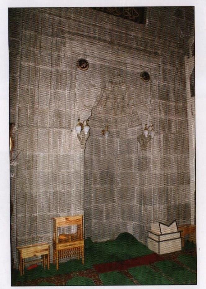 503 Osmanlı Dönemi Erzurum Narmanlı Camii başlıkları Erzurum Tek Kubbeli Camilerinde son cemaat yeri ve mihraplarında sıkça kullanılmıştır.