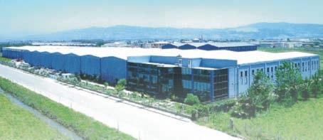 GİRİŞ INTRO Redüktörleri oluşturan tüm parçaları modern CNC tezgahlarında ve yatay işleme merkezlerinde imal eden Polat Group Redüktör ArGe çalışmalarına devam etmektedir.