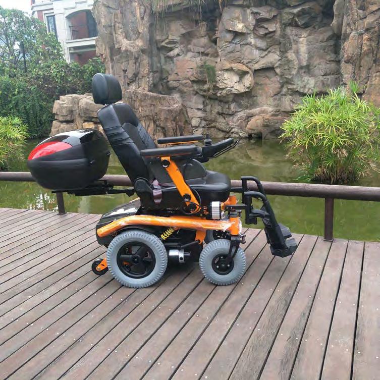 W169 WOLLEX ENJOY Akülü Tekerlekli Sandalye Açısı ayarlanabilir ve öne
